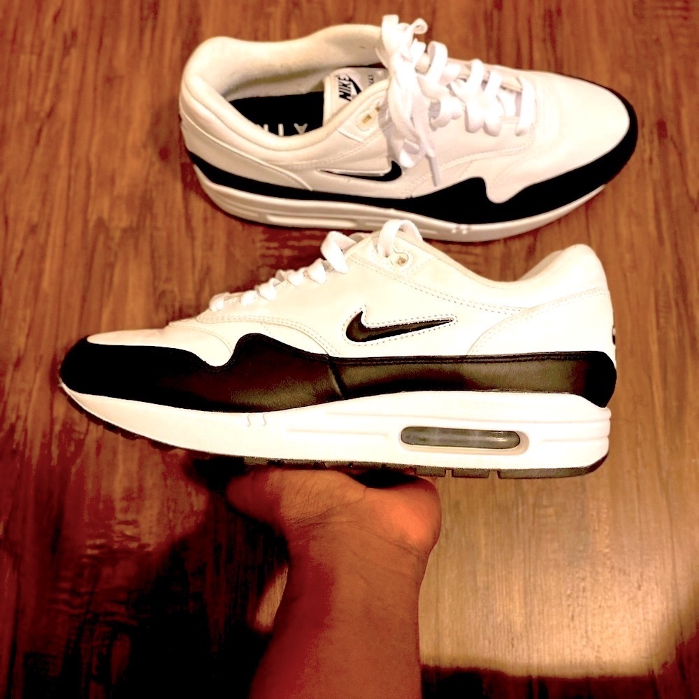 NIKE AIR MAX 1 JEWEL PREMIUM